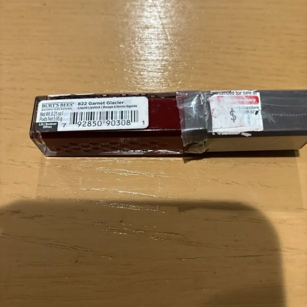 Burt's Bees: Liquid Lipstick in #822 Garnet Glacier  0.21 oz ‎ New Sealed
